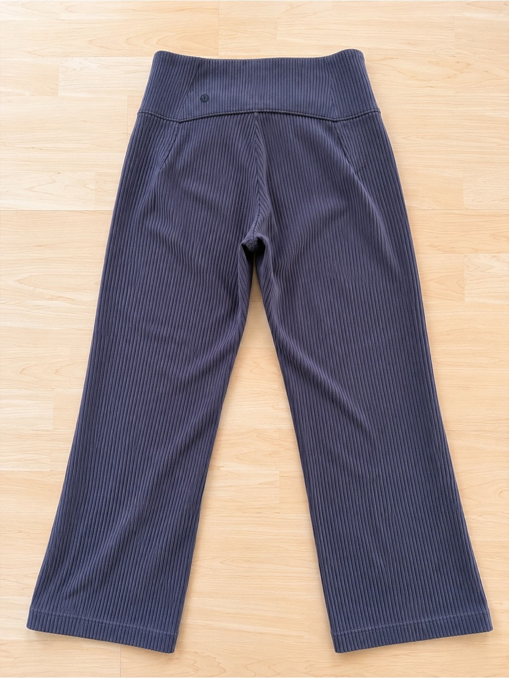 Lululemon Ribbed Wide-Leg Active Pants in Grey Purple